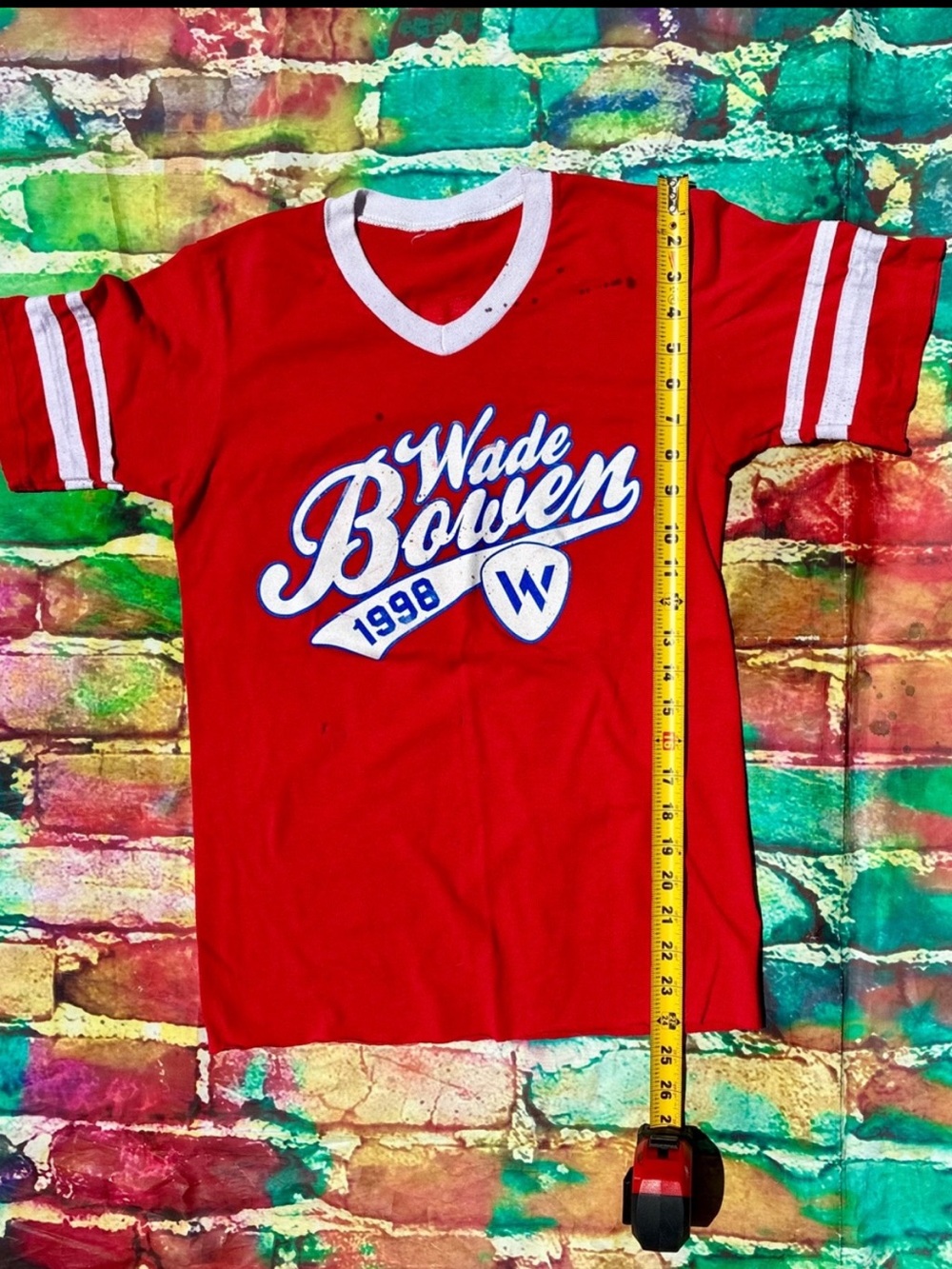 Vintage Red Wade Bowen 1998 Short Sleeve Baseball Tee